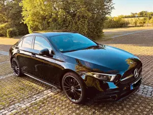 Mercedes-Benz A 250 A-Klasse Limousine 7G-DCT AMG Line