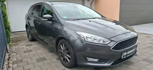 Ford Focus Business Edition PCD,NAVI , SHZ. Zahnriemen NEU..