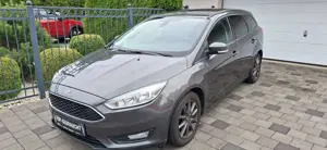 Ford Focus Business Edition PCD,NAVI , SHZ. Zahnriemen NEU..