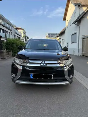 Mitsubishi Outlander 2.2 di-d cleartec Instyle 4wd 7p.ti