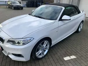 BMW 220 220 d M-Sport M-Paket mineralweiss met.