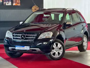 Mercedes-Benz ML 350 CDI 4Matic AHK Glasdach Comand Xenon Leder