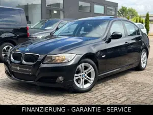 BMW 318 i LIM. E90/SCHIEBEDACH/SHZ/TEMP/SCHECKHEFT