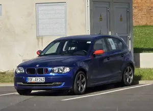 BMW 116 116i montegoblau