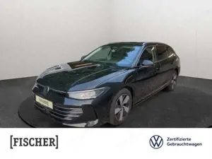 Volkswagen Passat Variant 2.0TDI DSG Elegance LED AHK Navi Rear View