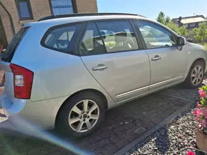 Kia Carens Carens 2.0 CVVT LX