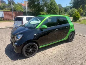 smart forFour electric drive / EQ  60 kW passion