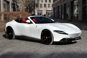 Ferrari Roma Spider | Carbon Ext.  Int. | Weiss-Rot