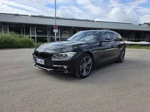 BMW 330 330d Touring Aut. Luxury Line