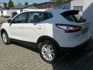 Nissan Qashqai 1,6 Acenta 4X2 Bild 5