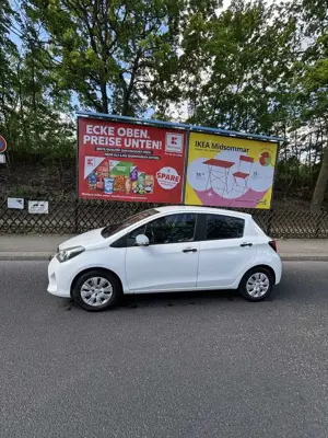 Toyota Yaris Basis