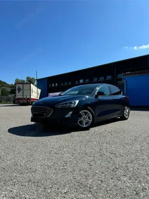 Ford Focus NEUER MOTOR