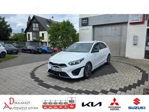 Kia Ceed / cee'd GT Line 1.5T 140 DCT7 mit Technik, Leder und 18 Zo
