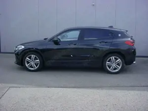 BMW X2 *20i *HiFi*PDC*Navi*WLAN*Automatic*18"M ALU**