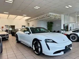 Porsche Taycan Turbo 21Zoll/Wärmepumpe/LED/18-Wege