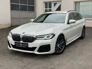 BMW 540 d xD M Sport HK HUD LASER KAMERA AHK KEYLESS