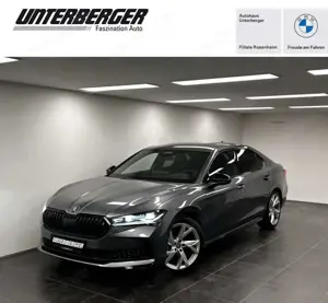 Skoda Superb 2.0 TSI DSG 4x4 Head-Up DAB LED Navi.