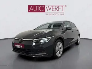 Volkswagen Golf 8 1.5 eTSI DSG STYLE LED+ KAMERA PDC LIGHTASSIST T