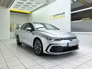 Volkswagen Golf VIII Limo R-Line eTSI Pano IQ-LED Matrix