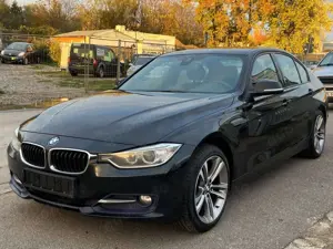 BMW 320 320 d Sport Aut./Navi/Parksensoren/Scheckheft
