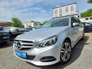 Mercedes-Benz E 220 T-Modell BlueTec / Avantgarde