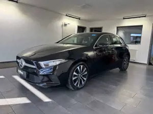 Mercedes-Benz A 180 d *Kamera*Spur*Carplay*
