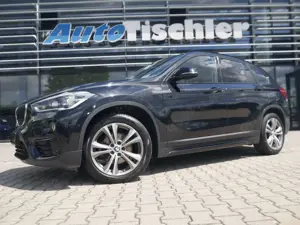 BMW X1 xDrive 18 d Sport Line Navigation LED PDC Bluetooth