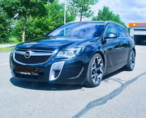 Opel Insignia 2.8 V6 Turbo 4x4 Sports Tourer Aut. OPC