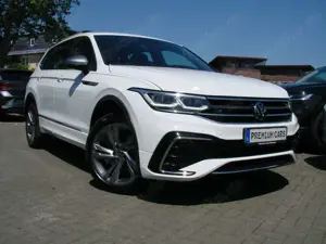Volkswagen Tiguan Allspace 2.0TDi R-Line 4Motion ACC LED