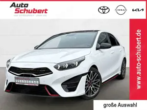 Kia Ceed / cee'd GT 1.6 T-GDI ALCANTARA+ PANO+NAVI+SHZ+LED