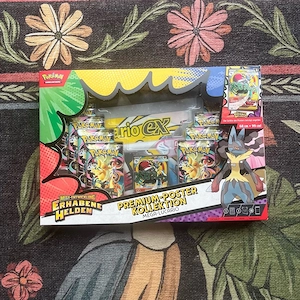Pokémon TCG Erhabene Helden Lucario Poster Kollektion | NEU & OVP