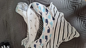  Bodys, Shirts und Leggins