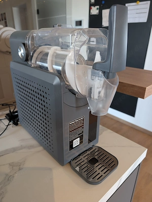 KLAMER Slush Maschine, mit 5 smarten Programmen: Slushie, Cocktail, Milchshake, Frappé, Wein