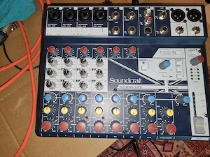 Soundcraft Notepad 12 fx Mischpult, Effekt defekt!
