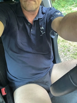 17.30-18Uhr am Wanderparkplatz B470 bei Wimmelbach... Spontanes Paar Lust ? Warte Nackt mit 20x5cm