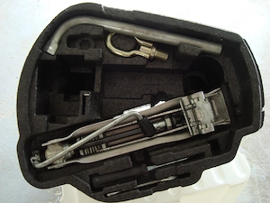  Audi   VW Pannen Wagenheber Set
