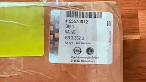 NEU Opel 55570012 Original Equipment Fuel Injector Einspritzdüse Injektor