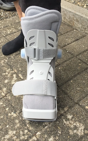 Unterschenkel-Fußorthese Air Walker kurz von Fa. Ruthner Gr. 37