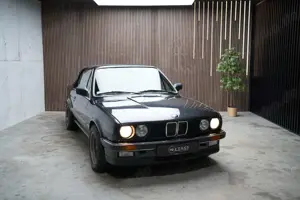 BMW 325 i Cabrio OLDTIMER