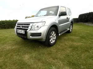 Mitsubishi Pajero Plus