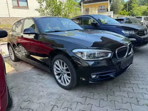 BMW 120 i Sport Line Streifschaden u-frei Scheckheft Tüv 2/28 2.Hd