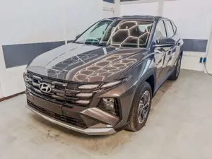 Hyundai TUCSON TREND DCT SHZ RFK NAVI TEMPOMAT 1.6 T-GDi LP DC...