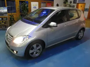 Mercedes-Benz A 160 A-Klasse  5-Türer BlueEFFICIENCY Elegance