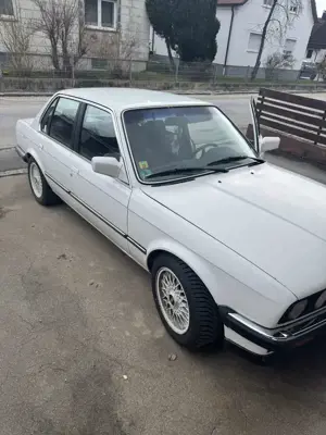 BMW 318 318i