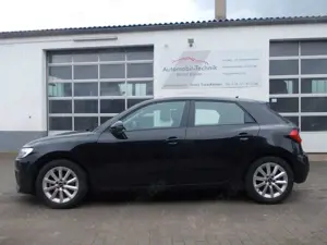 Audi A1 Sportback 30 TFSI  Navi LED ACC PDC V u H