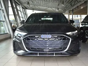 Audi A3 Sportback  2,0TFSI DSG quattro S line MMI KLIMA L Bild 2