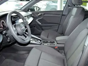 Audi A3 Sportback  2,0TFSI DSG quattro S line MMI KLIMA L Bild 4