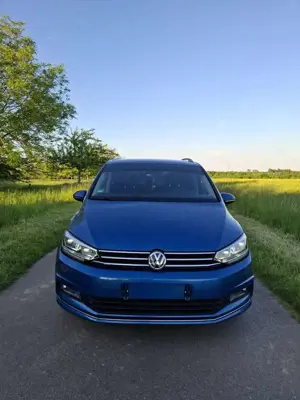 Volkswagen Touran 2.0 TDI SCR (BlueMotion Technology) SOUND