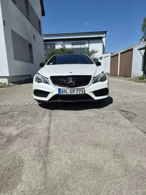 Mercedes-Benz E 350 BlueTEC Coupe 7G-TRONIC