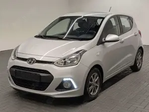 Hyundai i10 FIFA Edition Klima/SHZ/LHZ/Tempom./BT/14-LM